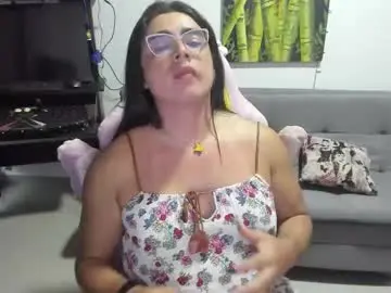 Chaturbate Best live sex cam show of khalifa_gold