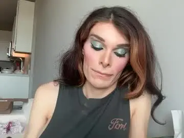 Chaturbate Watch Live Sex Cams of luvearis