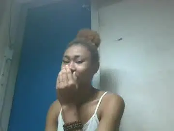 Chaturbate Live Sex Cam of sasantella