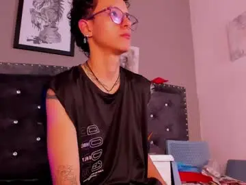 Chaturbate Live Porn of evan_smitt1
