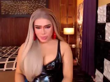 Chaturbate Live Sex Cam of thelastdestroyerxx