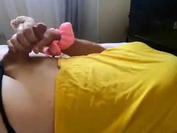 Chaturbate Live Sex Cam of hugecumshots1