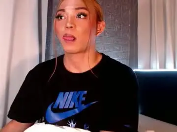 Chaturbate Watch Live Sex Cams of tina_allure