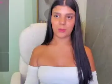 Chaturbate Live Sex Cam of paulinabelle