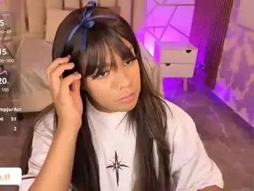 Chaturbate Live Sex Cam of siiam_tay