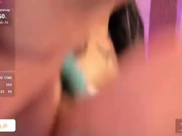 Chaturbate Live Porn of siiam_tay