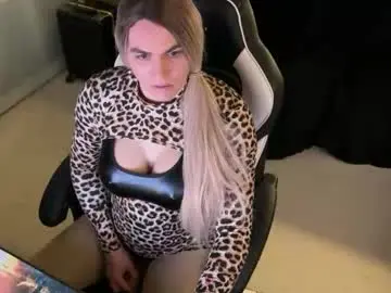 Chaturbate Free Porn Cam of alevsandra87