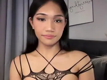 Chaturbate Live Sex Cam of roxiethogersen