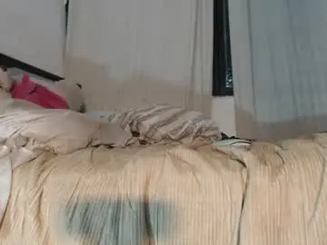 Chaturbate Free Porn Cam of taylor_hot85