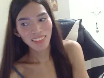 Chaturbate Live Sex Cam of urtrans_sheenlyn