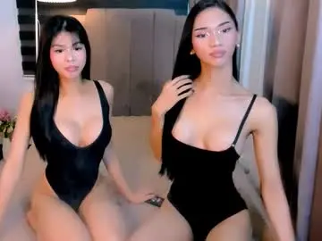 Chaturbate Live Sex Cam of urfynestchina_doll