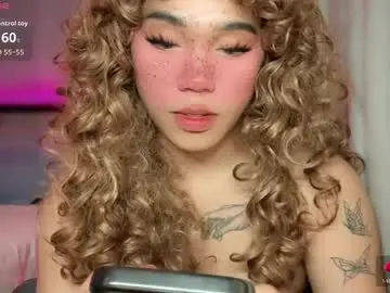 Chaturbate Live Sex Cam of kellysexxie