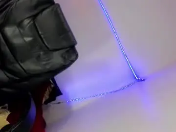 Chaturbate Best live sex cam show of chantal_fuck