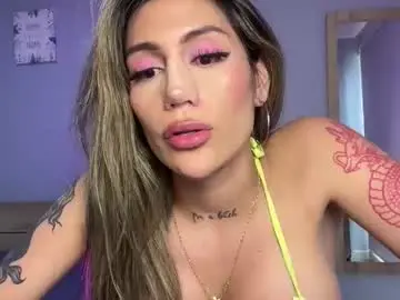 Chaturbate Live Sex Cam of mia_mattel