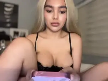Chaturbate Best live sex cam show of belle_moonlight