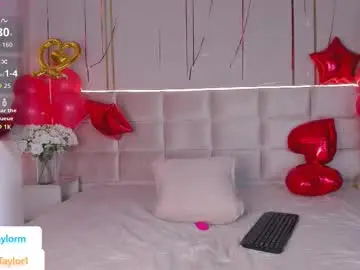 Chaturbate Adult Video Chat of daisytaylor_