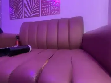 Chaturbate Free Live Porn of reginamills__