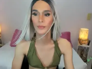 jelayasianxx from chaturbate