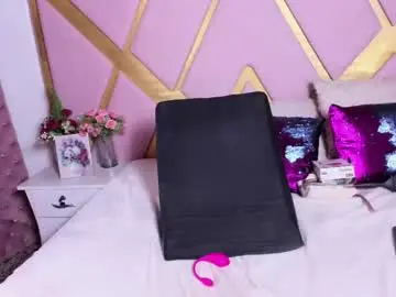 shellbydior from chaturbate