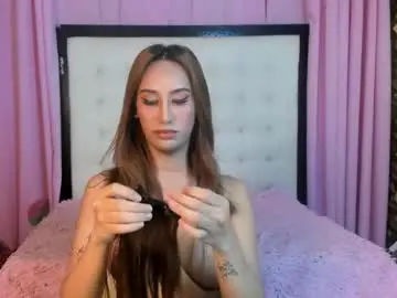 Chaturbate Free Live Porn of bitchyfarrah_moores