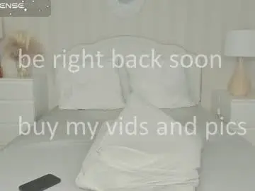 Chaturbate Nude Webcam of idealovnet