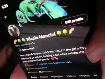 Chaturbate Sex Cam of bigdicktrannynicole