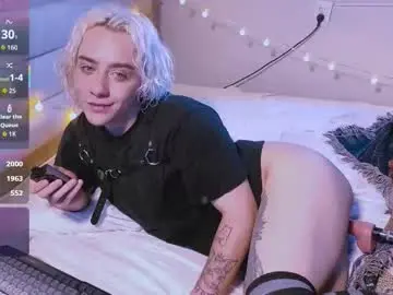 Chaturbate Live Sex Cam of blooming_soul