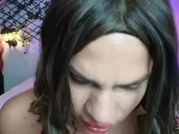 Chaturbate Adult Video Chat of honey__kiss