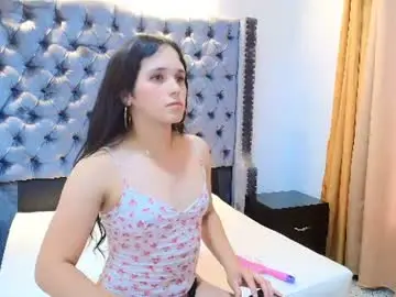 Chaturbate Live Sex Cam of elizabeth_posada