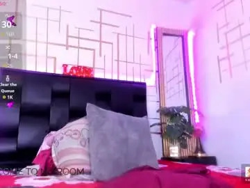 Chaturbate Watch Live Sex Cams of isabellabrand04