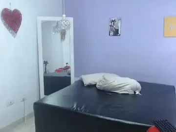 Chaturbate Live Porn of ladiabla_1060