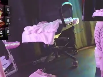 Chaturbate Live Sex of julythequeen