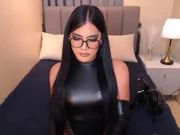 Chaturbate Live Sex Cam of kelsie_silva