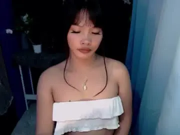 Chaturbate Live Sex Cam of hugecock_elie