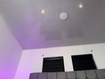 Chaturbate Free Porn Cam of lyadumont