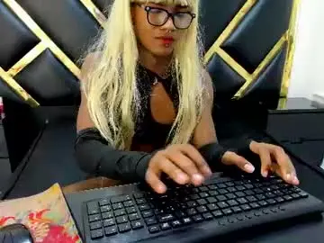 Chaturbate Live Sex of elektraqueen1