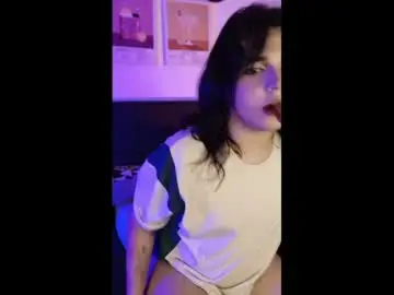 Chaturbate Nude Webcam of daniellesins__
