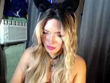Chaturbate Live Sex Cam of queensilvanna
