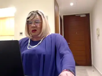 Chaturbate Free Live Porn of suzannebanci