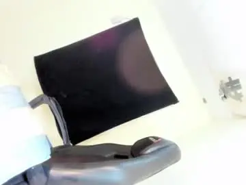 Chaturbate Adult Webcam of yumi_lovex
