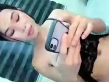 Chaturbate Nude Webcam of yumi_lovex
