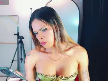 Chaturbate Free Porn Cam of silent_angell