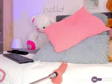 Chaturbate Live Sex Cam of tayssa_maravilh