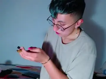 Chaturbate Watch Live Sex Cams of boy_trans