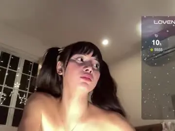 Chaturbate Live Sex Cam of yournaughtyprincessx