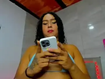 Chaturbate Nude Webcam of amber_lee20