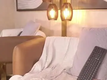 Chaturbate Best live sex cam show of isabelle_scott