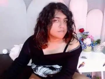 Chaturbate Live Sex Cam of jessie_dark30