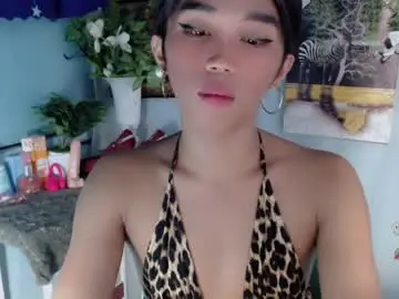 Chaturbate Adult Video Chat of hot_khianna