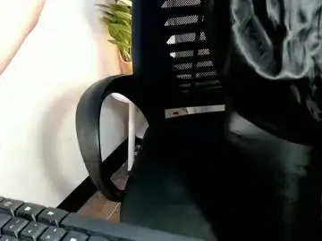 Chaturbate Nude Webcam of mar_marie